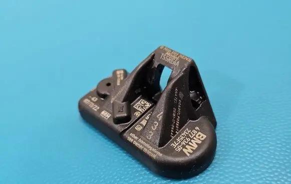 BMW iX1 Tire pressure sensor 6877936 IMPRK1573703