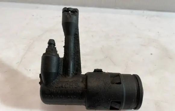 Clutch slave cylinder