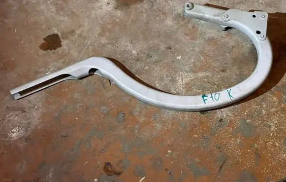 BMW 5 GT F07 Tailgate/trunk/boot hinge 7204237