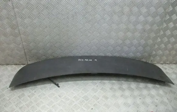 Ford Focus Rear window tailgate spoiler 