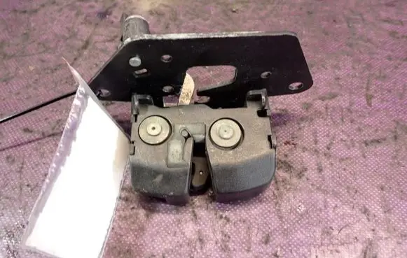 Fiat Panda 141 Tailgate/trunk/boot lock/catch/latch