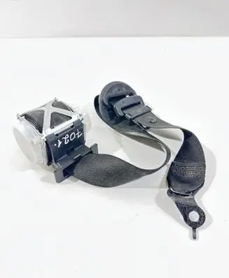 BMW 1 F20 F21 Front seatbelt S2724330802 34078319C