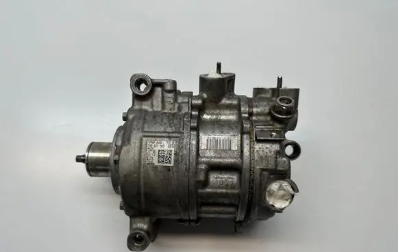 Volkswagen Amarok Air conditioning (A/C) compressor (pump) 2H6820803 447150 6SES14C