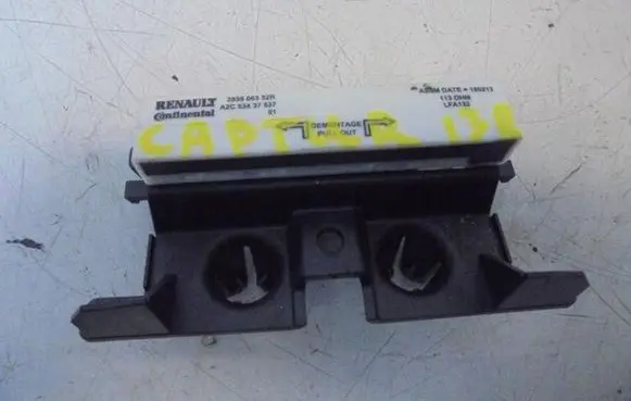 Renault Captur Aerial antenna amplifier 282300005R