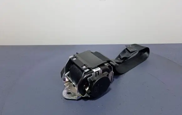 Volvo S90, V90 Front seatbelt 39836042