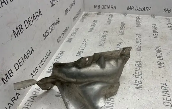 BMW M4 F82 F83 Exhaust heat shield 7848039