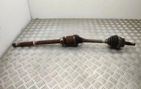 Fiat 500L Front driveshaft