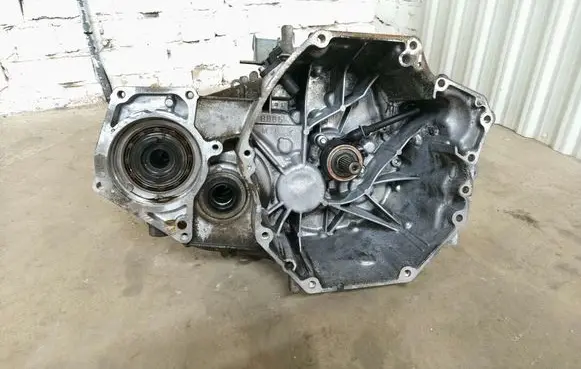 Nissan Qashqai+2 Manual 6 speed gearbox 321004BR1B
