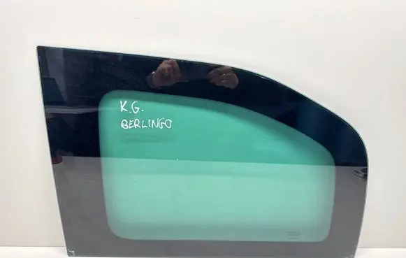 Citroen Berlingo Rear side window 43R004524 DOT211M91AS3 E000191