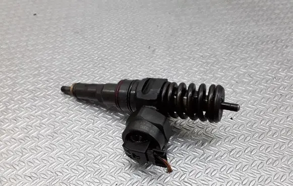 Ford Galaxy Fuel injector 038130073AC