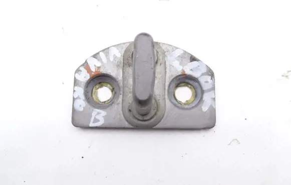 Opel Vivaro Sliding door lock loop/hook striker 