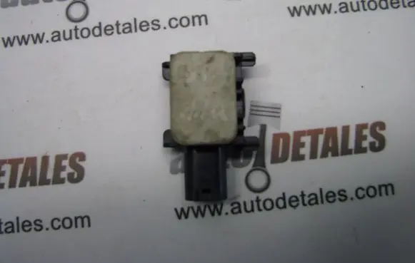 Mercedes-Benz GL X164 Airbag deployment crash/impact sensor A0038202826