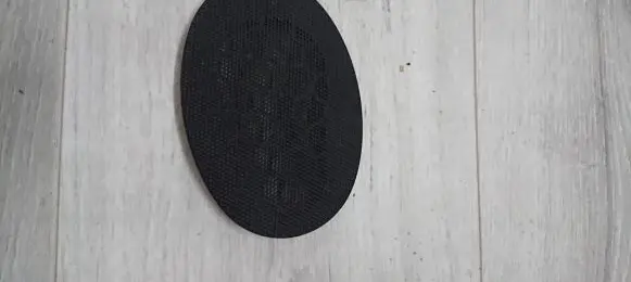 Side speaker trim/cover
