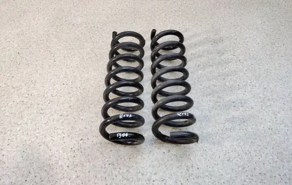 Mercedes-Benz SLK R172 Rear coil spring