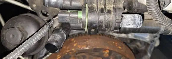 Mazda 3 II Engine coolant pipe/hose