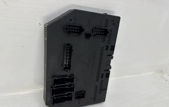 Mercedes-Benz S W221 SAM control unit A2215406901 A2215458432 A2214423000