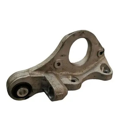 Volvo XC90 Engine mounting bracket 32222463