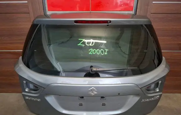 Suzuki SX4 S-Cross Tailgate/trunk/boot lid
