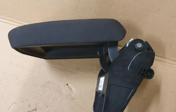 Volkswagen Tiguan Armrest 5NN864207C 5NN864207