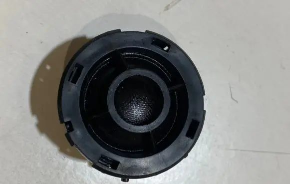 Ford Mustang VI Panel speaker DS7T18808CA