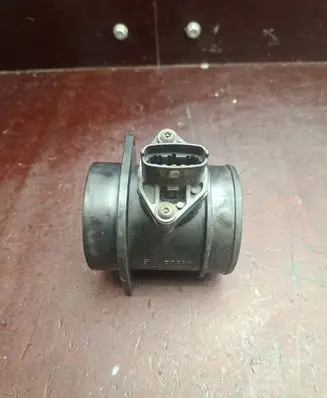 Volvo S60 Mass air flow meter 0280218088 8670115