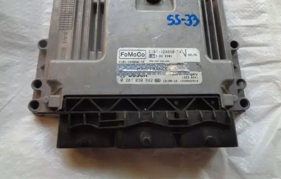 Ford Fiesta Engine control unit/module C1B112A650TA