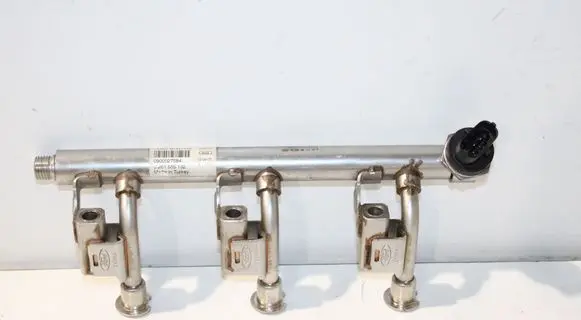 Ford Focus Fuel main line pipe CM5G9H487HB