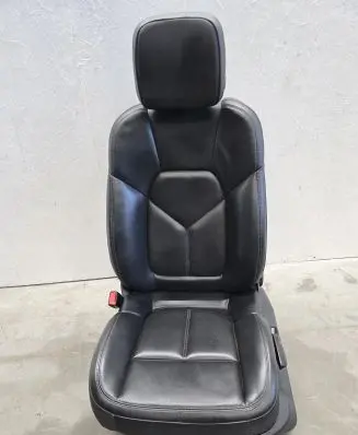 Porsche Macan (95B) Front driver seat 