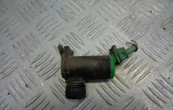 Peugeot 206 Windscreen/windshield washer pump