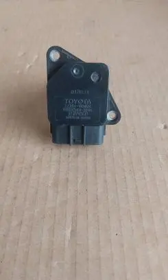 Toyota Avensis T220 Mass air flow meter 222040D020 MB1974003000