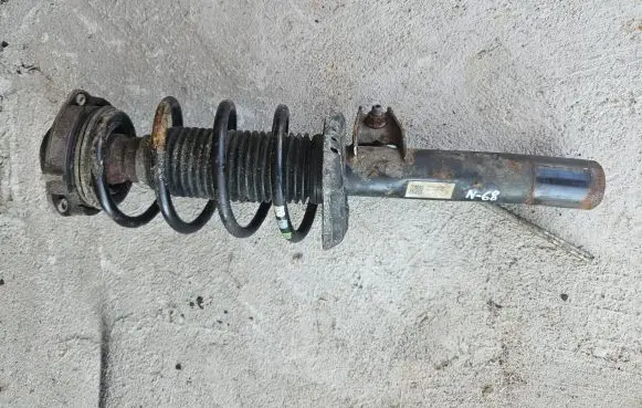 Audi Q3 8U Front shock absorber/damper 5N0413031AS