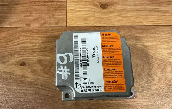 Mercedes-Benz ML W163 Airbag control unit/module A1635422918