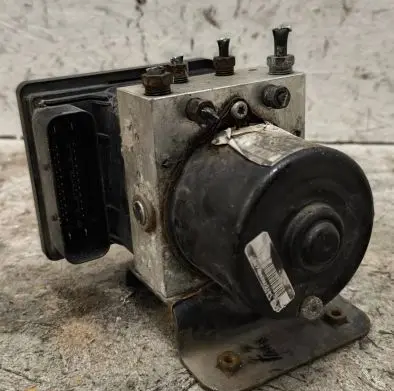 Toyota Yaris ABS Pump 895410D030