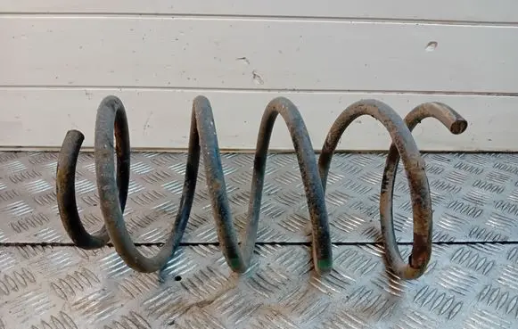 Toyota Corolla E120 E130 Front coil spring 