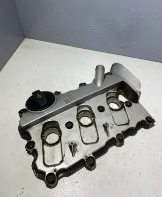 Audi A6 S6 C6 4F Rocker cam cover 06E103471G