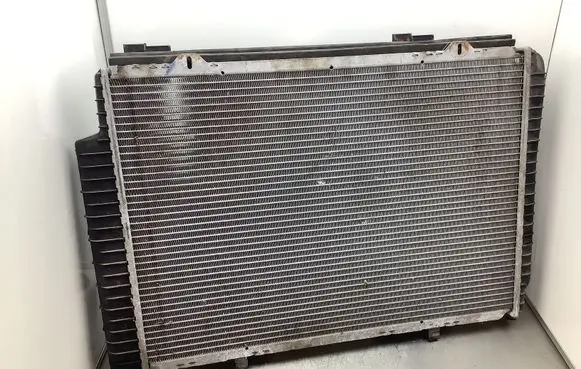 Mercedes-Benz SLK R170 Coolant radiator 371533 62749A