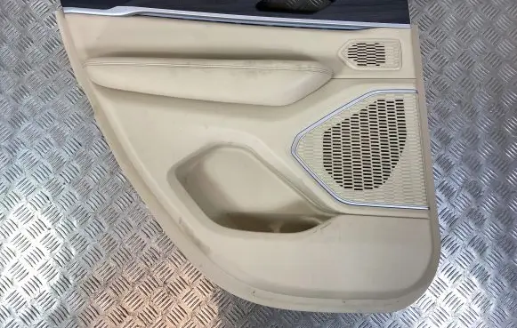Jeep Grand Cherokee WL Rear door card panel trim 6PV05WT3AB