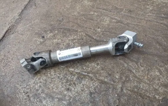 BMW 5 F10 F11 Steering column universal joint 6793784 326793784017 1201057623A