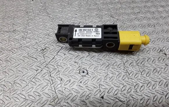 Audi A3 S3 8P Airbag deployment crash/impact sensor 4B0959643E