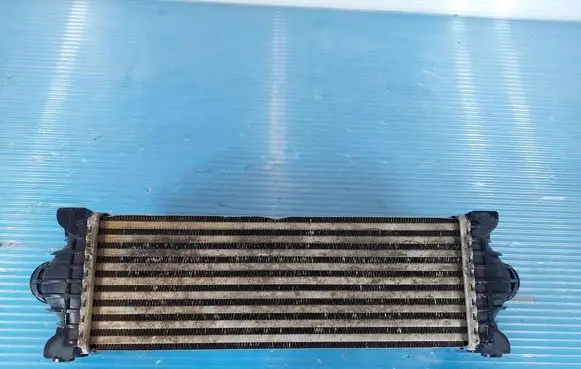 Ford Transit Intercooler radiator CC119L440AE