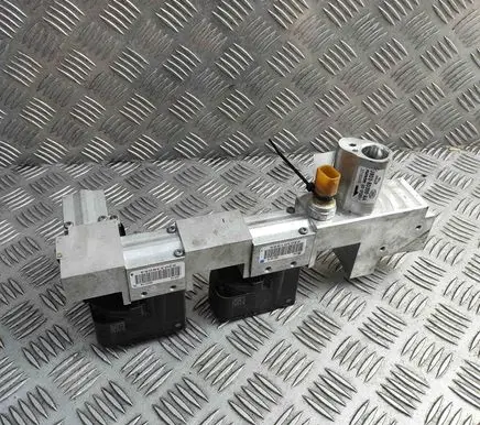 Jaguar I-Pace Air conditioning (A/C) expansion valve J9D36C584AA J9D36C582BA