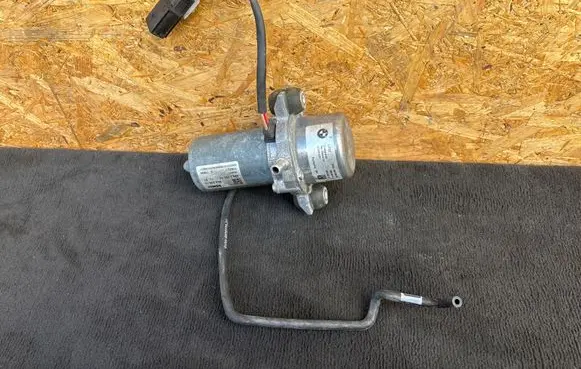BMW X2 F39 Vacuum pump 6851289 00928622 86422819