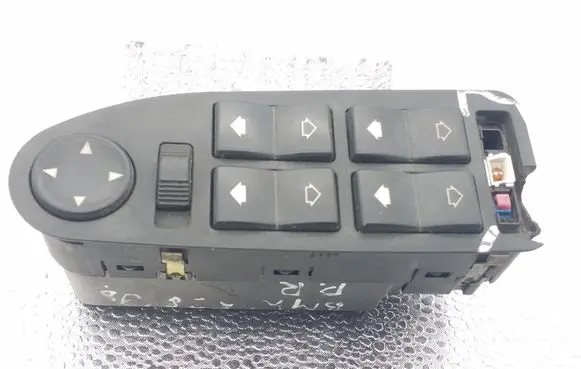 BMW 5 E39 Electric window control switch 8368986