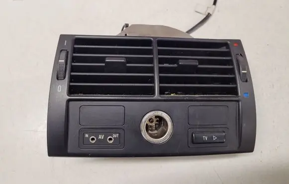 BMW X5 E53 Rear air vent grill 8409081 8370910 8370911