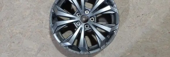 R19 alloy rim