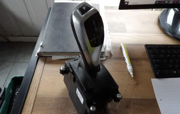 BMW 5 F10 F11 Gear selector 9239506