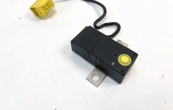 Volkswagen Touareg I Fuse 7L0915457