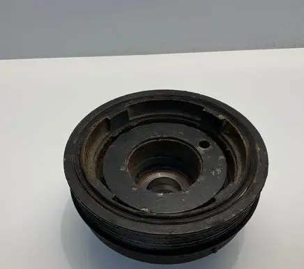 Mercedes-Benz CLS C219 Crankshaft pulley A2720300803 2720300803