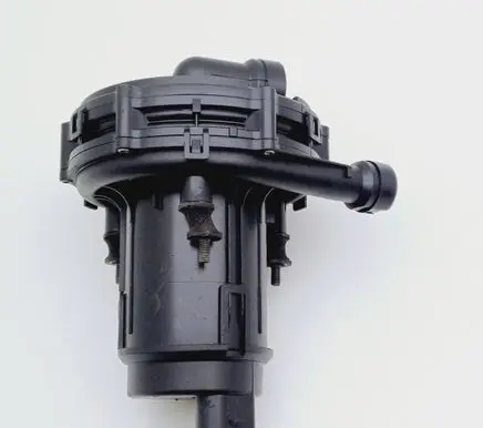 Volkswagen New Beetle Secondary air pump 06A959253