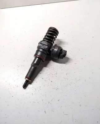 Volkswagen Golf IV Fuel injector 038130073AM 0414720208